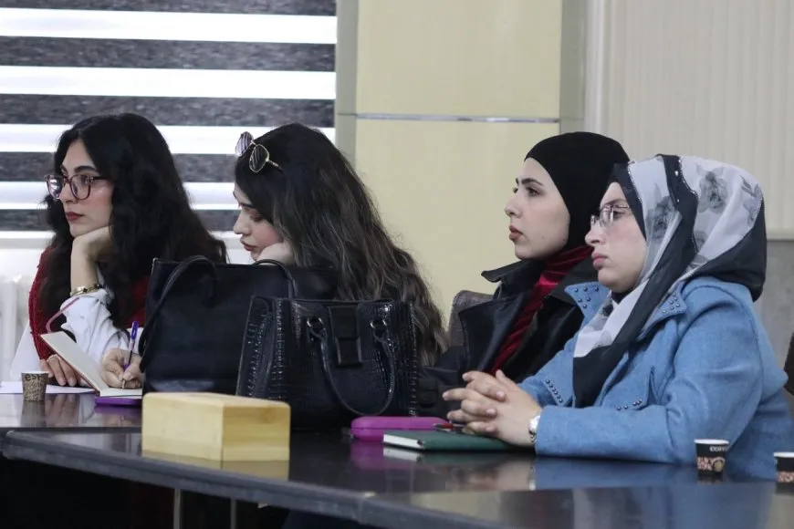 Li Hesekê panelek li ser rewşa koçberan hate birêxistinkirin