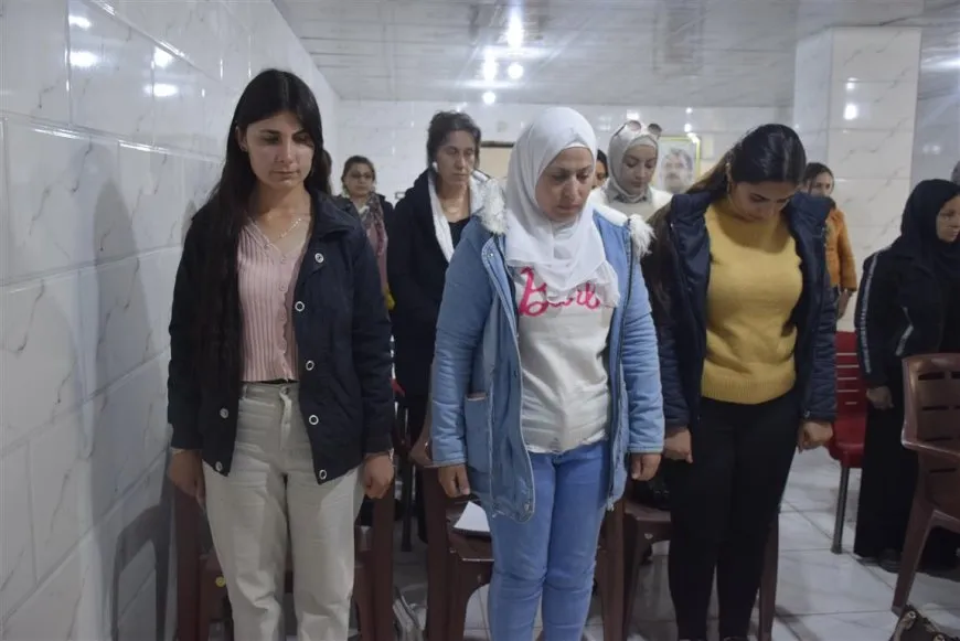 Kongra Star li bajarê Dirbêsiyê civîn li dar xist