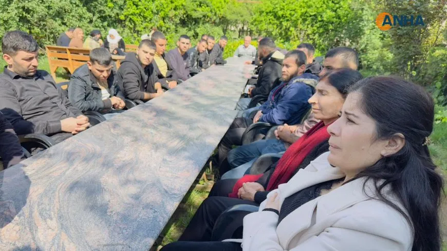 Rêveberiya Kobanê bi dîlgirtiyan re civiya
