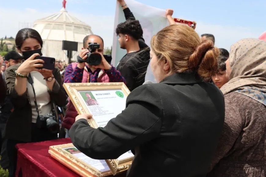 Li Kobanê merasîma 4 şehîdan pêk hat