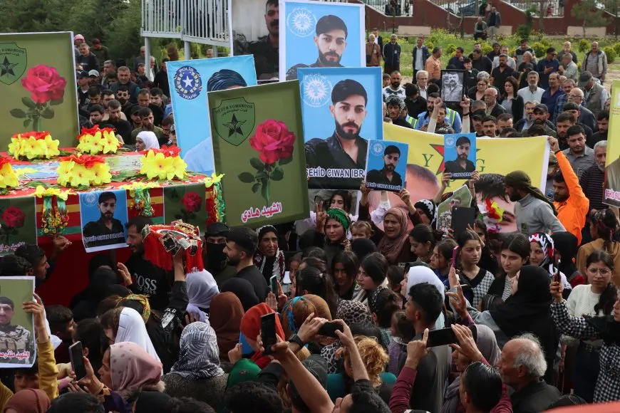 Li Qamişloyê 8 şehîd hatin oxirkirin