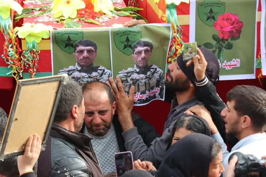 Li Qamişloyê 8 şehîd hatin oxirkirin