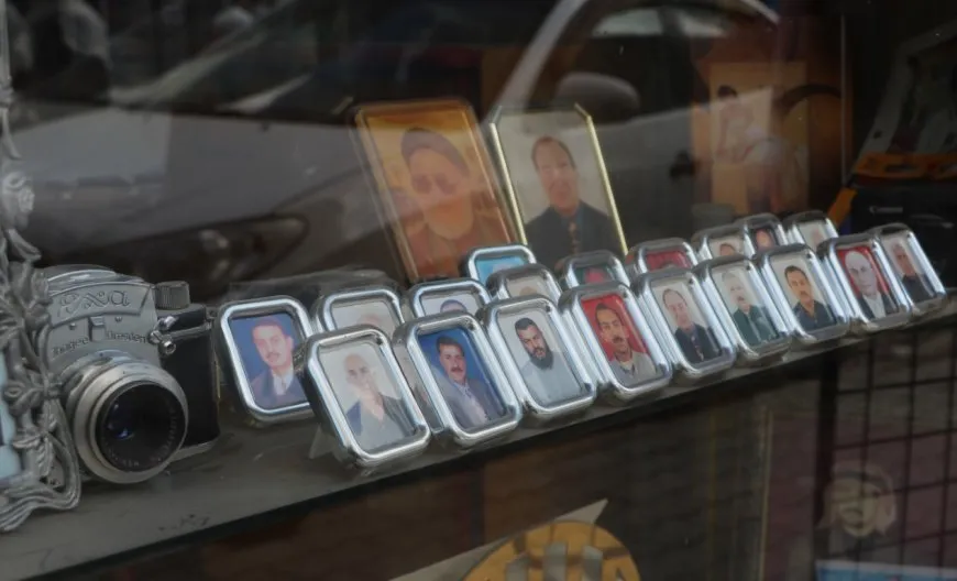 Studyoya xwe kiriye mîna muzexaneyeke wêneyan