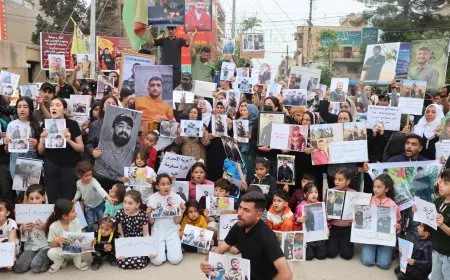 Li bajarên Rojava xwepêşandan ji bo serbestberdana dîlgirtiyan hatin lidarxistin