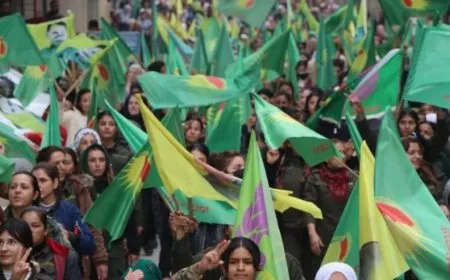 Rîhan Loqo: Em ê ji bo mafên jinan di destûrê de bên pejirandin têkoşînê bidomînin
