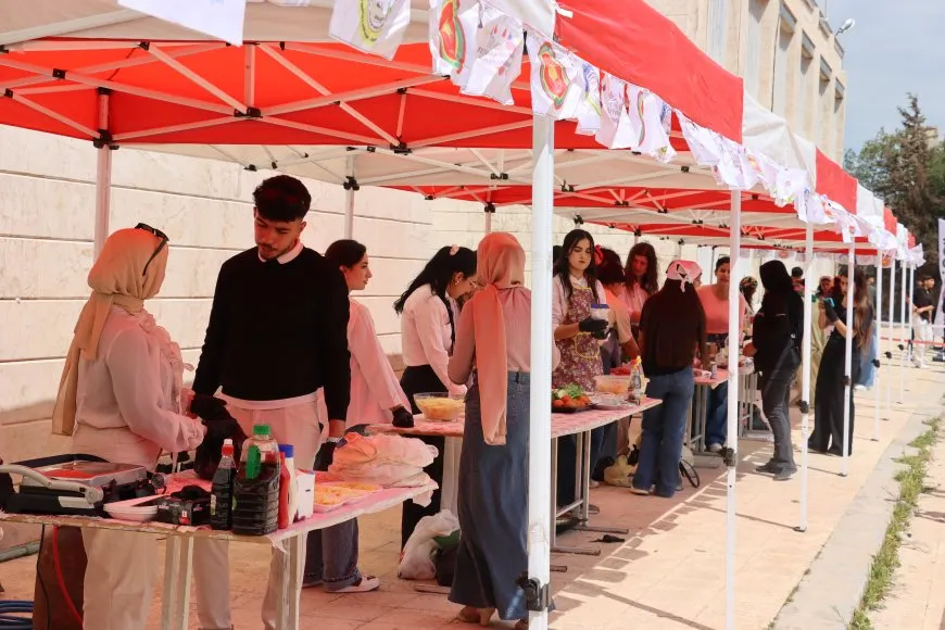 Festîvala Biharê ya Xwendekarên Zanîngeha Rojava dest pê kir