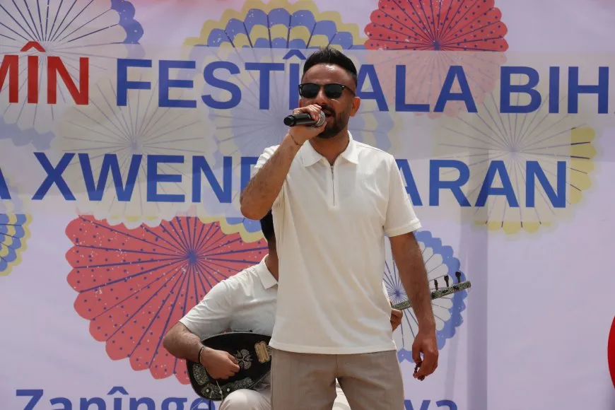 Festîvala Biharê ya Xwendekarên Zanîngeha Rojava dest pê kir