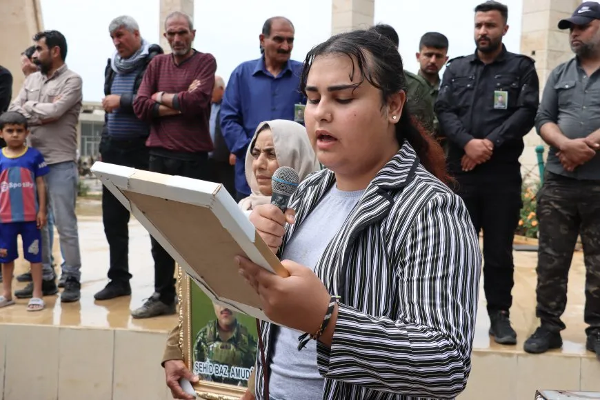 Xelkê Amûdê şehîd Baz oxir kir