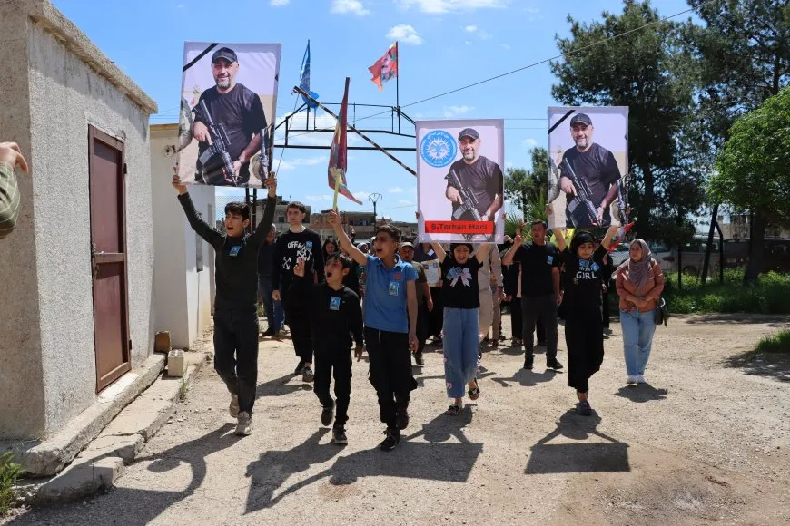 Ji bo 4 şehîdan merasîma sersaxiyê 