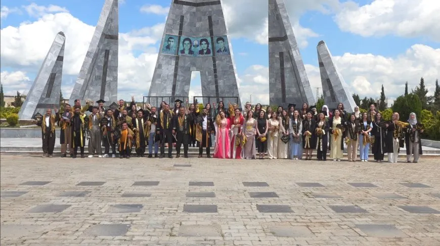 Li Kobanê zêdetirî 60 xwendekar derçûn