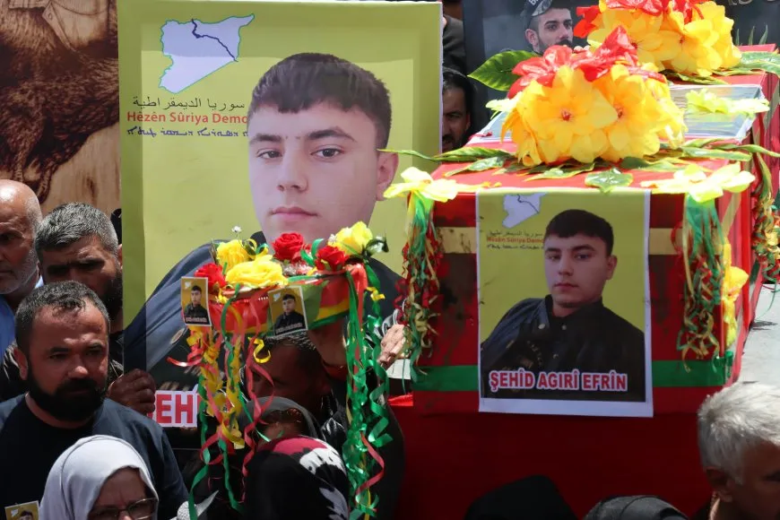 Aldar Xelîl di merasîma 23 şehîdan de: Şehîd sembola berxwedana Rojava ne