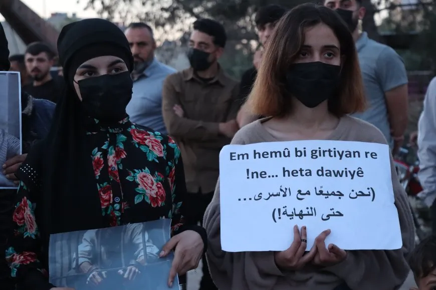 Malbatên dîlgirtiyan: Heya dawiyê em bi êsîrên xwe re ne