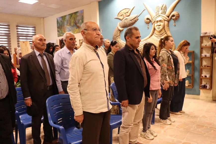 Li Qamişlo bi boneya Roja Zimanê Kurdî şevbihêrk pêk hat 