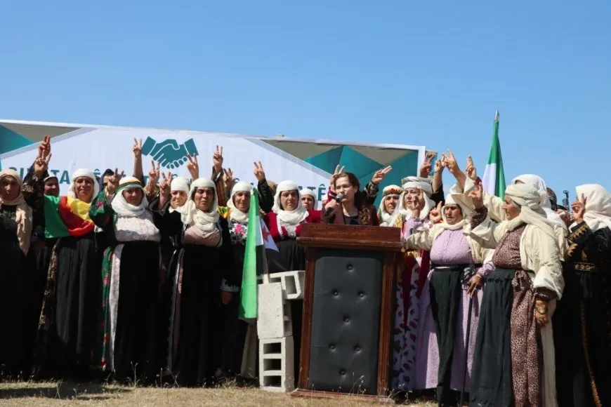 Di Civata Eşîr û Pêkhateyên Firatê de bangên ji bo xurtkirina têkiliyan û aştiya sivîl