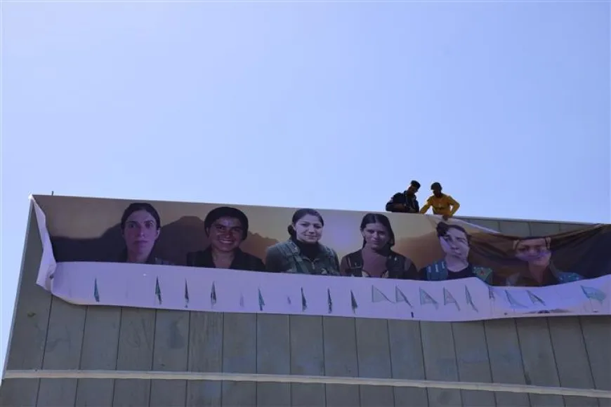Li Til Temirê wêneyên piştgiriya YPJ`ê hatin daleqandin