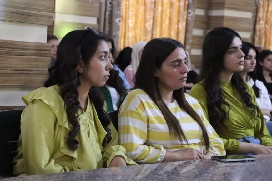 Li Kobanê panêla Roja Zimanê Kurdî