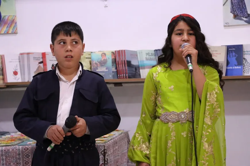 Li Qamişlo û Tirbespiyê çalakiyên Roja Zimanê Kurdî