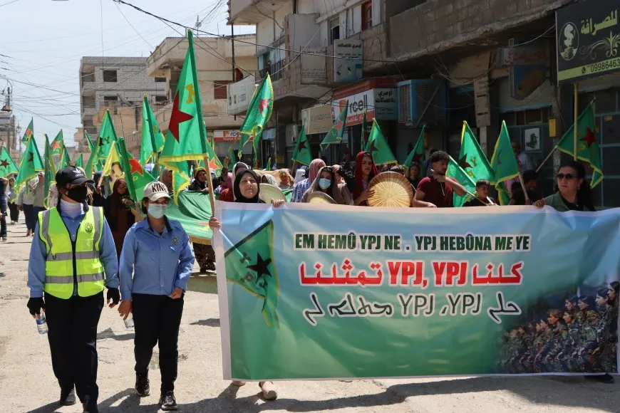 Xelkên Girkê Legê û Amûdê ji bo piştgriya YPJ`ê daketin kolanan