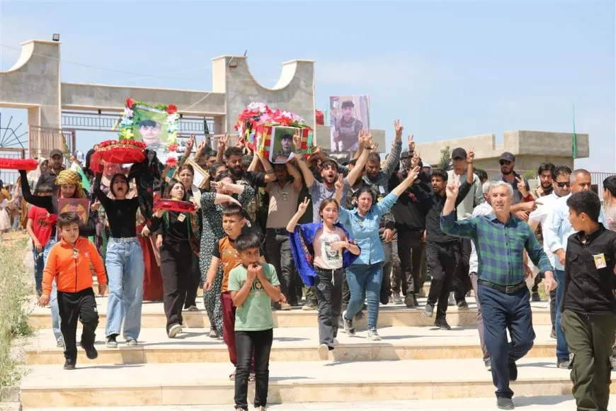 Şêniyên Dirbêsiyê şehîd Serbest spart axê