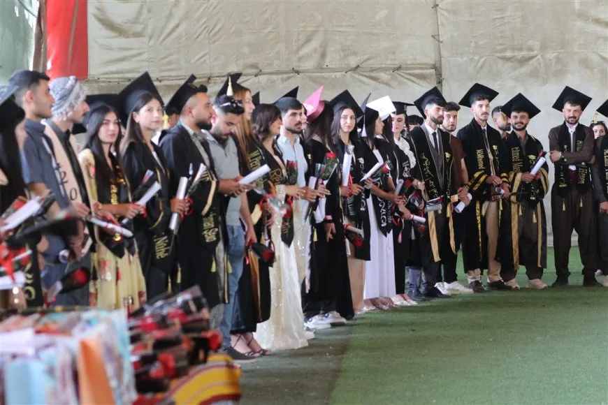 Ji bo 74 xwendekarên Peymangeha Gihandina Mamosteyan merasîma derçûnê