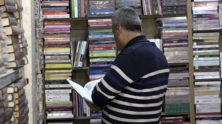 Pirtûkxaneyeke li Hesekê hebûna xwe ya çandî diparêze