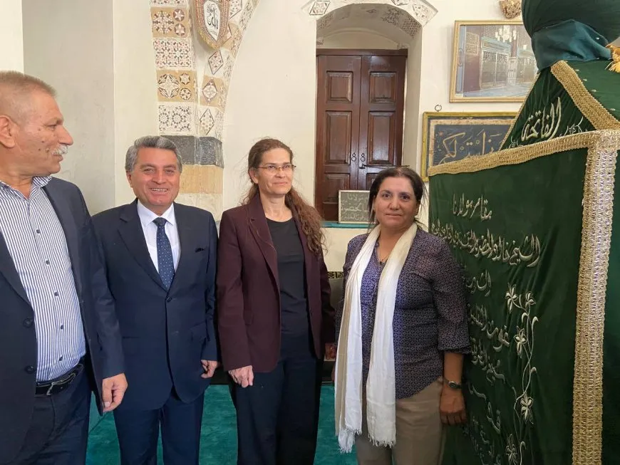 Celadet Elî Bedirxan li ser gora xwe li Şamê hat bibîranîn