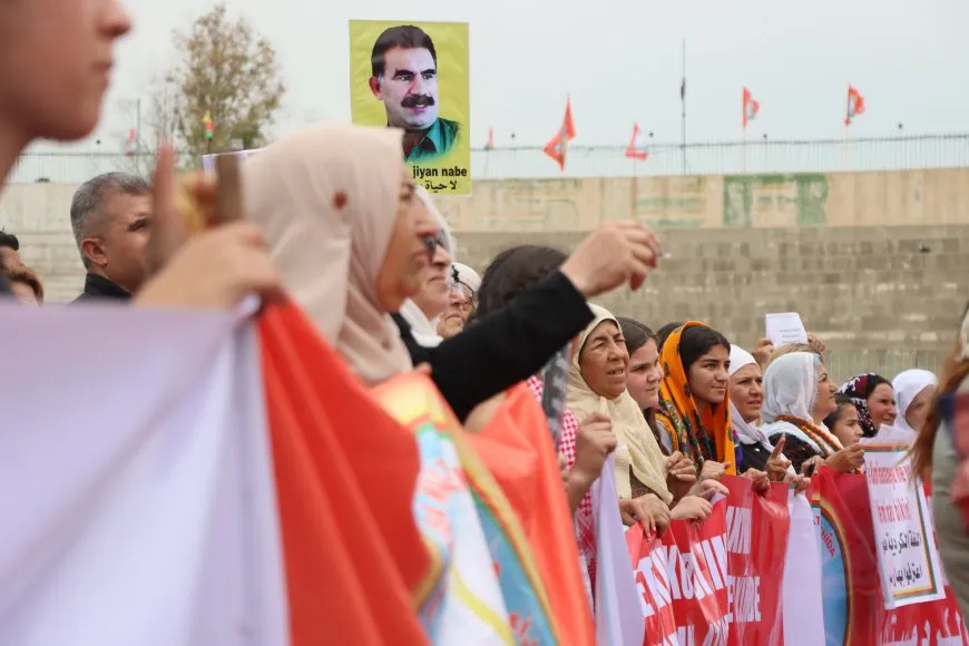 Ji Qamişloyê: Destûreke bi peyvên me nehatibe nivîsîn, nûnertiya me nake 