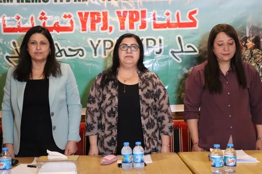 Têkildarî statuya YPJ'ê panelek hat lidarxistin