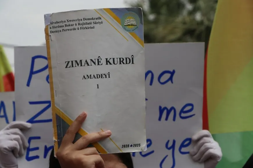  Li Hesekê Cejna Ziman Kurdî bi girseyî pîroz kirin