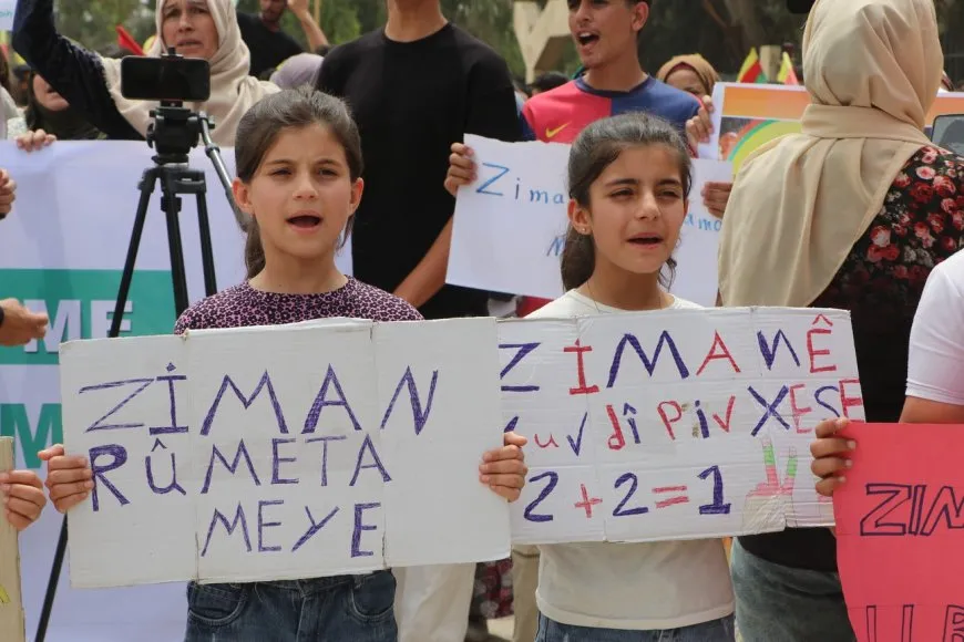  Li Hesekê Cejna Ziman Kurdî bi girseyî pîroz kirin