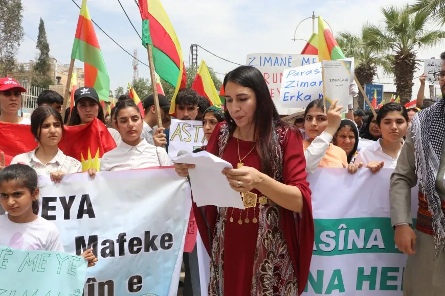  Li Hesekê Cejna Ziman Kurdî bi girseyî pîroz kirin