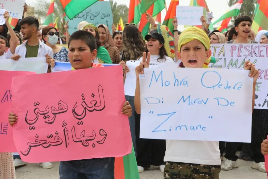  Li Hesekê Cejna Ziman Kurdî bi girseyî pîroz kirin