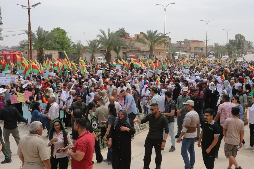  Li Hesekê Cejna Ziman Kurdî bi girseyî pîroz kirin