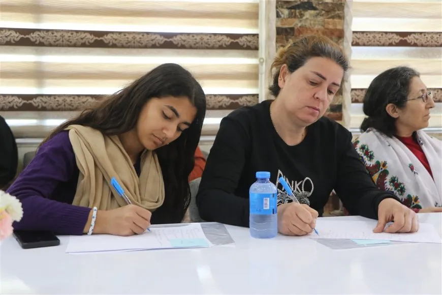 Li Hesekê komxebata statuya YPJ’ê û mafên jinan