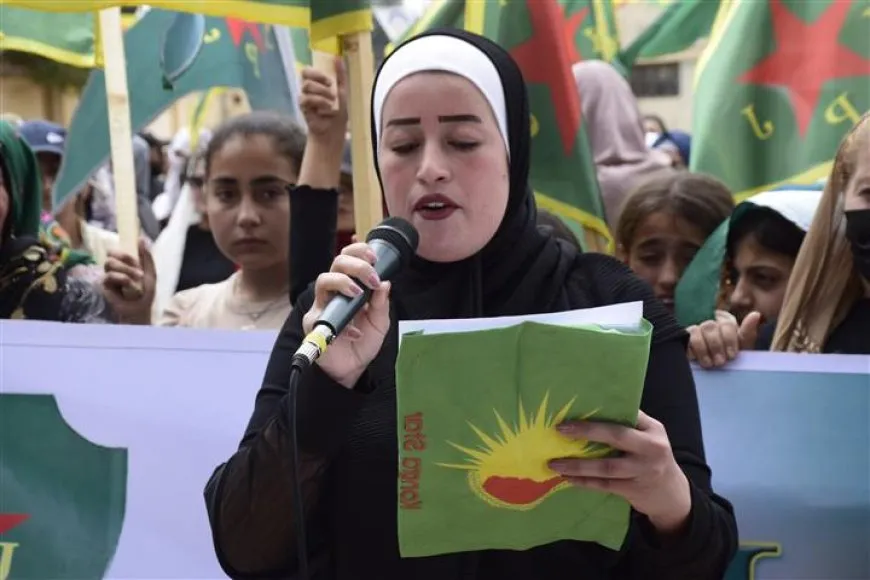 Li Til Temirê mîtînga piştgiriya YPJ`ê