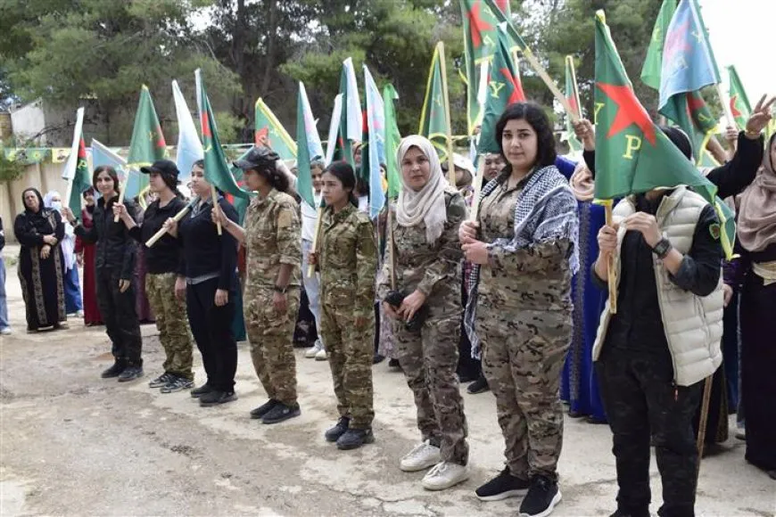 Li Til Temirê mîtînga piştgiriya YPJ`ê