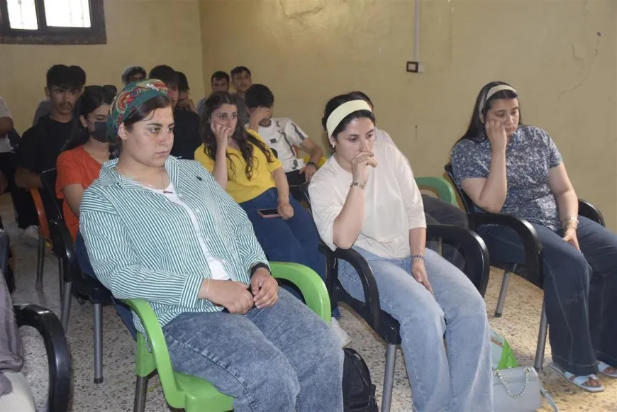 Li Dirbêsiyê Şehîdên Meha Gulanê hatin bibîranîn
