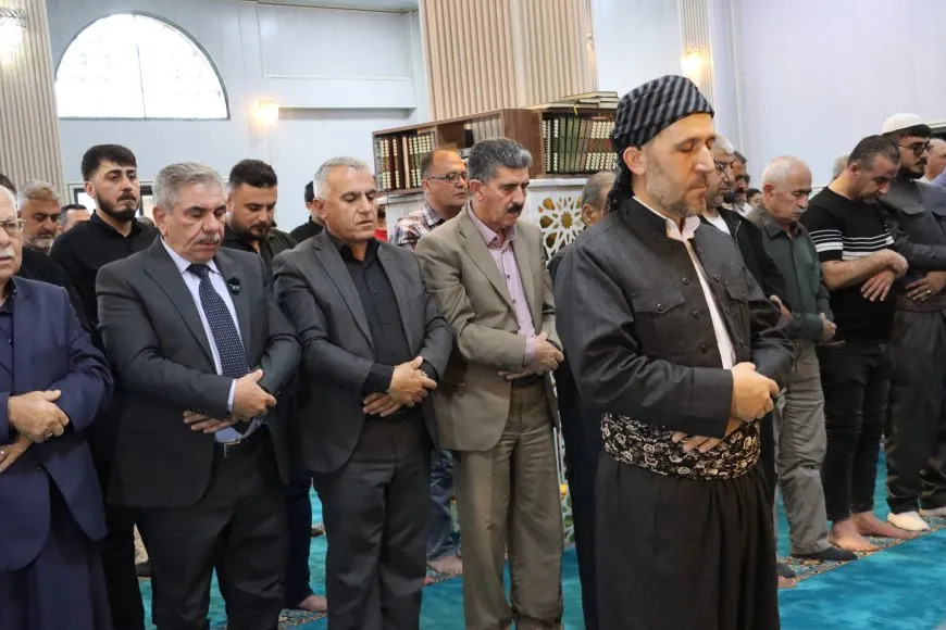 Parêzgarê Hesekê bi xelkê Qamişloyê re nimêja Cejna Qurbanê kir