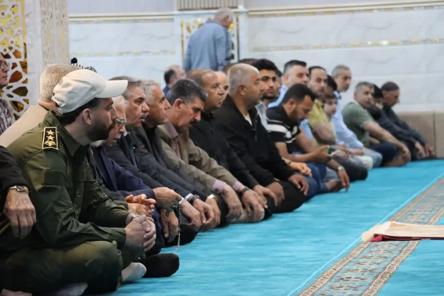 Parêzgarê Hesekê bi xelkê Qamişloyê re nimêja Cejna Qurbanê kir