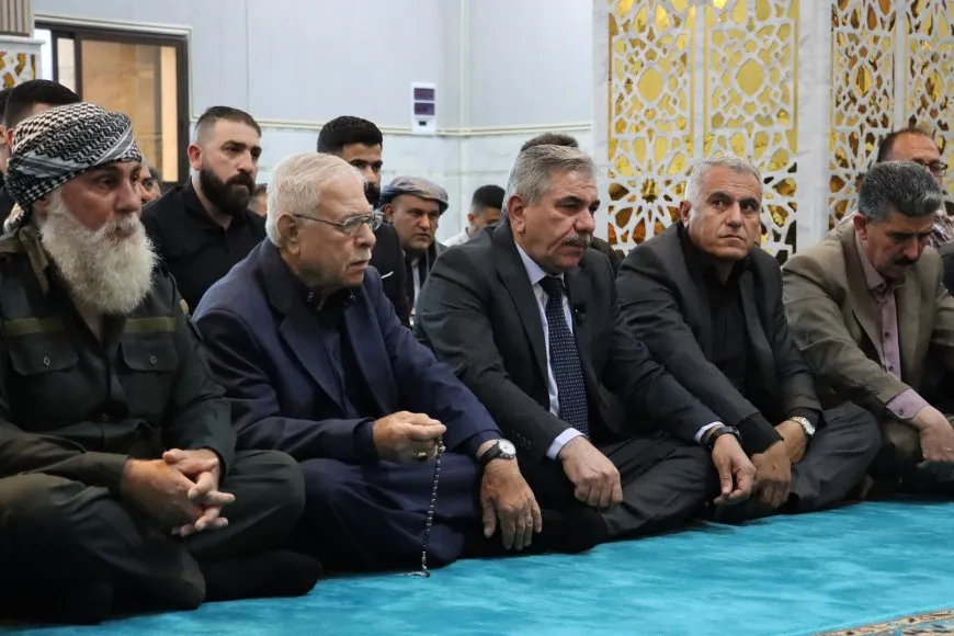 Parêzgarê Hesekê bi xelkê Qamişloyê re nimêja Cejna Qurbanê kir