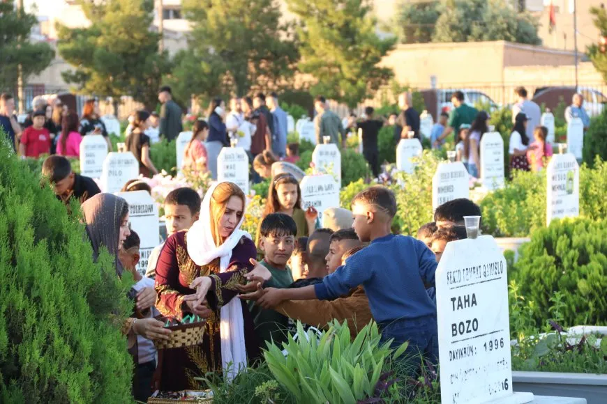 Şêniyên Cizîrê û Kobanê sardana pakrewangehan kirin