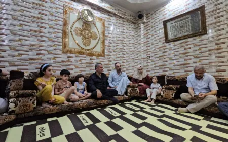 Mehmûd Xelîl li Reqayê serdana malbatên Kurd kir