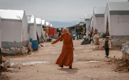 UNHCR: Ji ber şer û krîza avhewayê koçberî didome
