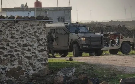 Îsraîlê êrişî herêma Yermûkê kir gelek kes koçber bûn