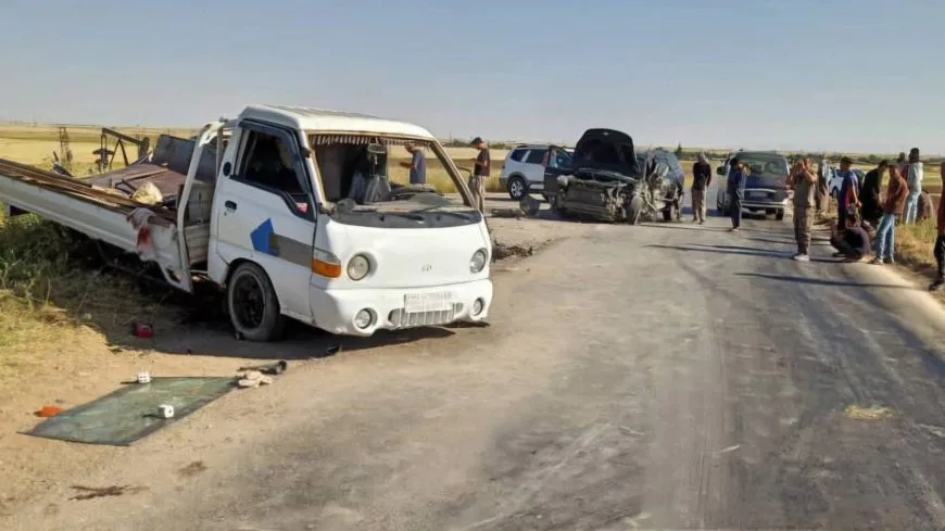 Li Girkê Legê di bûyera trafîkê de 20 kes birîndar bûn