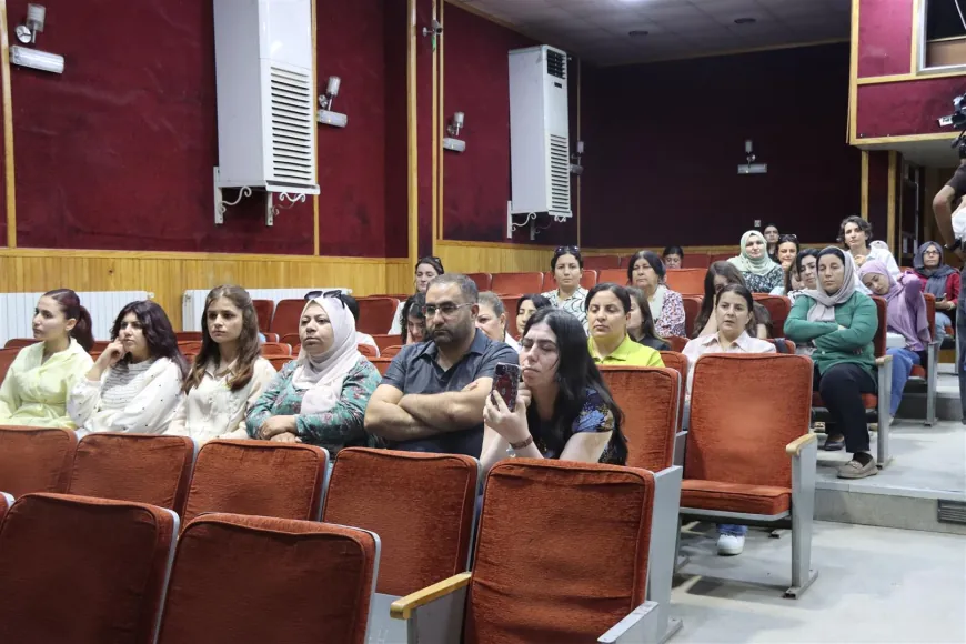 Pirtûka ‘Komek Arîşe û Hêviya Zimanekî Yekbûyî` hat îmzekirin
