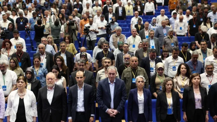 Konferansa Rêveberiyên Herêmî yên Demokratîk dest pê kir