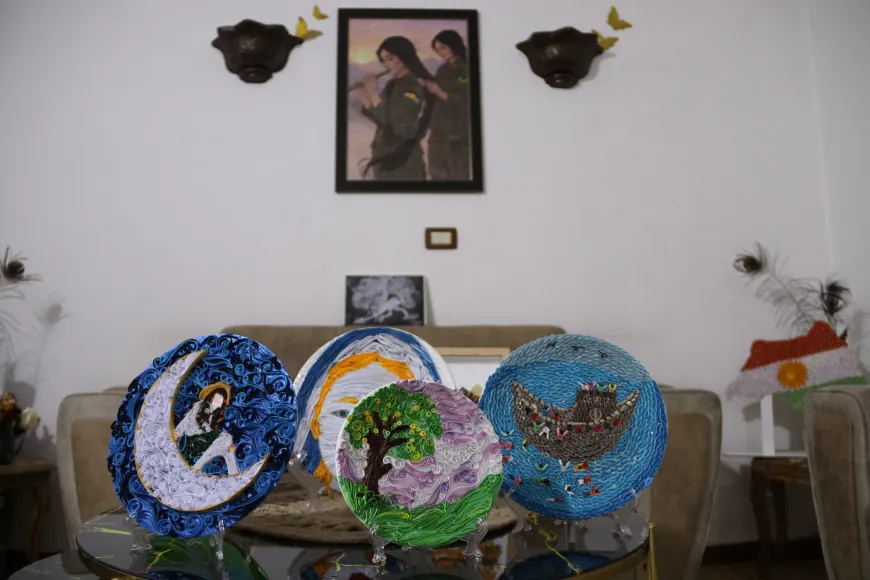 Hunermendek kaxezan vediguherîne tabloyan