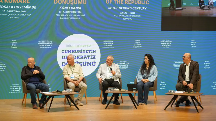 Konferansa Veguherîna Demokratîk a Komarê di roja 2an de didome