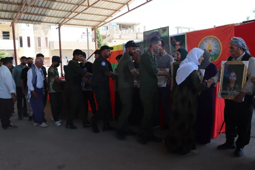 Bi sedan kesî sersaxî da malbatên 3 şehîdan
